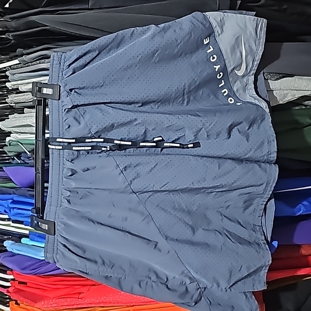 Nike men's Soul Cycle shorts sz XL